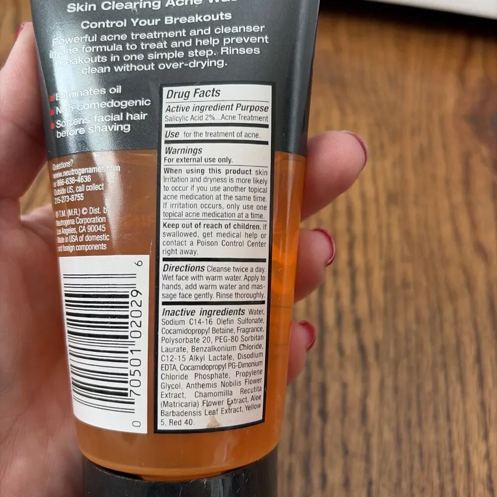 Neutrogena men skin
